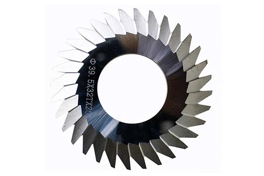 V-cut blade